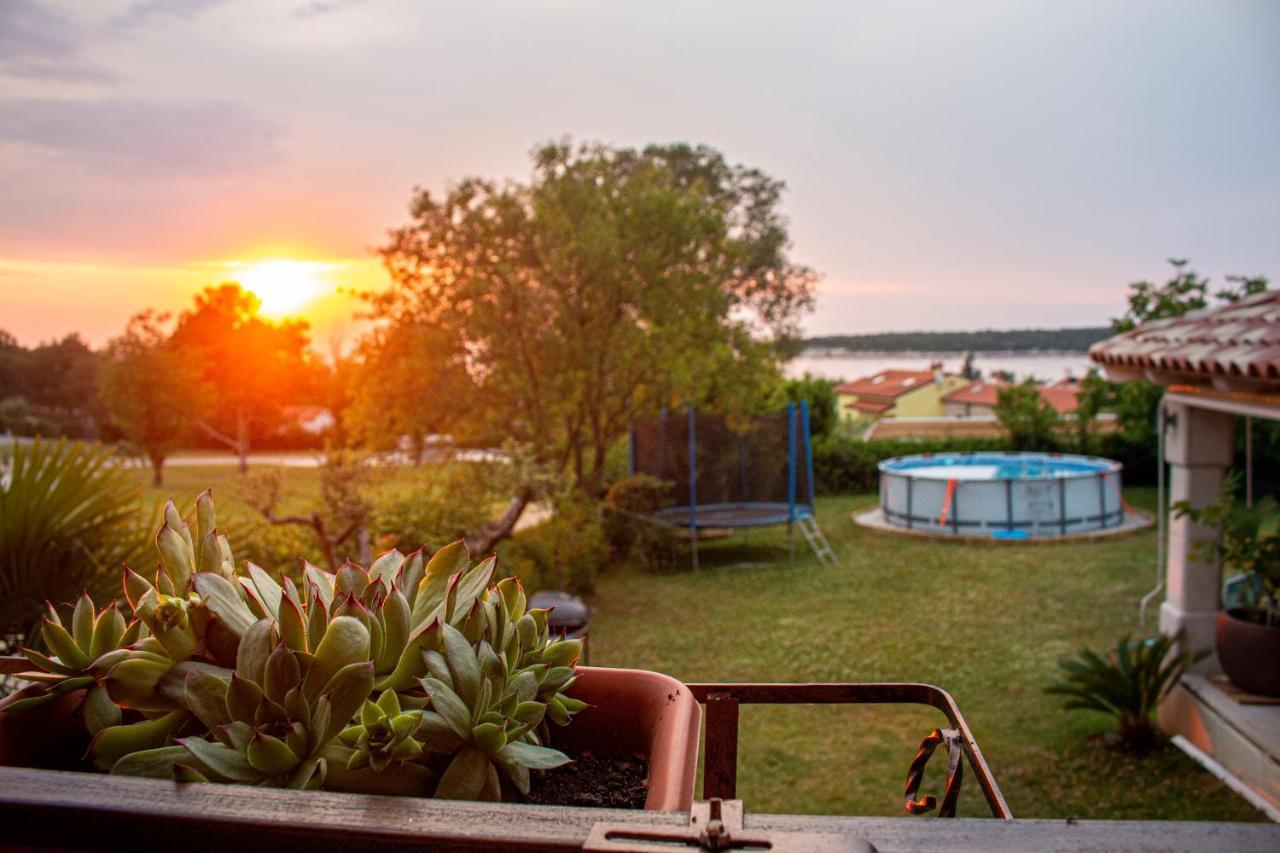 Апартаменти Stone House Chiara Seaview Фунтана Екстер'єр фото